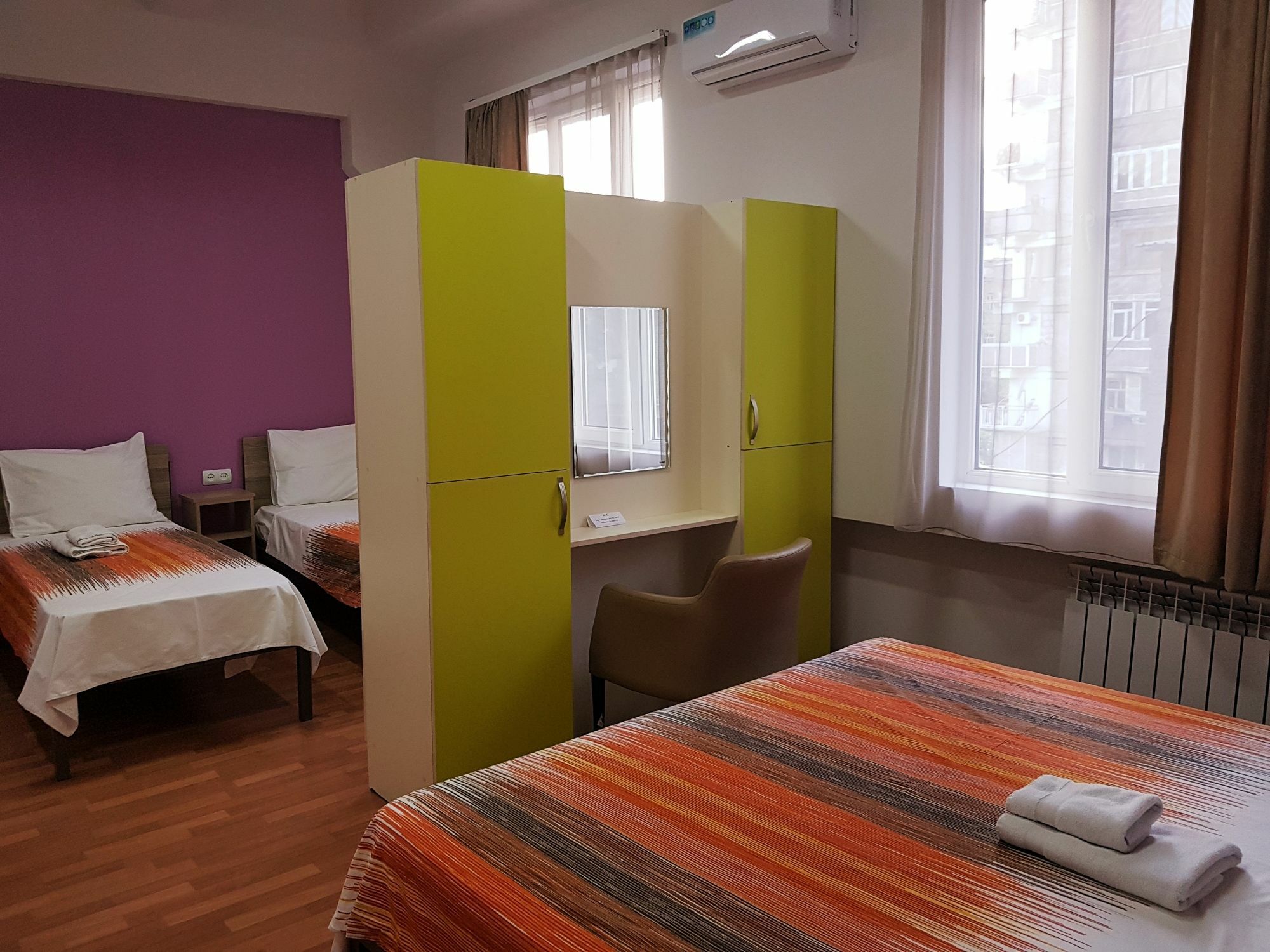 Welcome Friends Hostel Yerevan Exterior photo